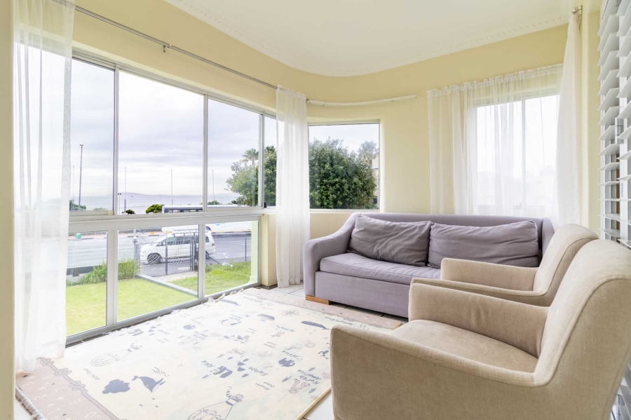 2 Bedroom Property for Sale in Mouille Point Western Cape